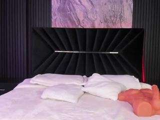 atinxnaugthy camsoda stream image