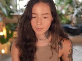 effylowell_ chaturbate stream image, 29.10.2025 16:50