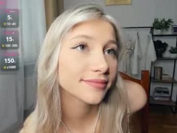 glossybabe_ chaturbate stream image, 06.11.2025 07:40