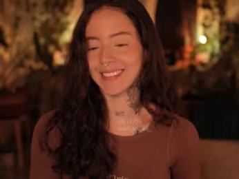 effylowell_ chaturbate stream image, 19.11.2025 01:20