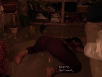 effylowell_ chaturbate stream image, 10.12.2025 01:50