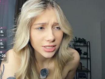 glossybabe_ chaturbate stream image, 25.01.2026 07:30