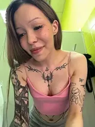 babydolll stripchat stream image