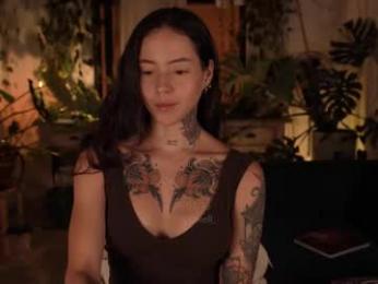 effylowell_ chaturbate stream image, 10.03.2026 02:00