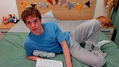 Fandi_777 stripchat stream image