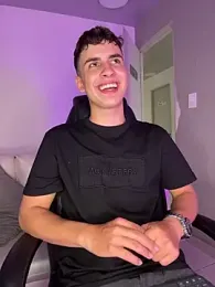 AdrianRinaldi stripchat stream image