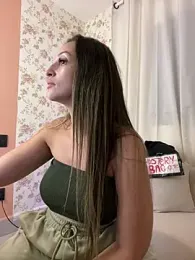 BelleLouiseVp stripchat stream image, 18.03.2026 12:50