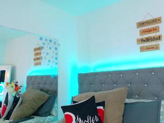 Crystal Walls flirt4free stream image, 22.03.2026 17:40