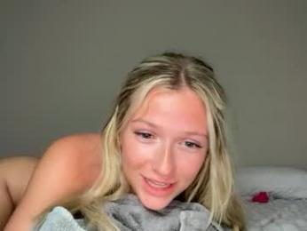 korinaluvv chaturbate stream image