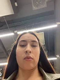 Holly_Play stripchat stream image