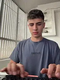 AdrianRinaldi stripchat stream image