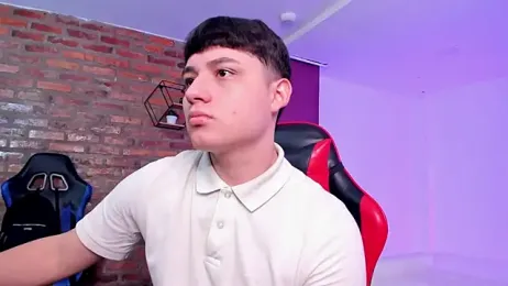 HotThreesoome stripchat stream image