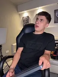 AdrianRinaldi stripchat stream image