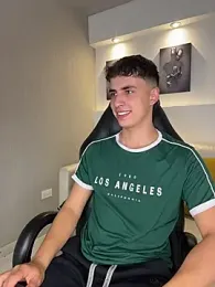 AdrianRinaldi stripchat stream image