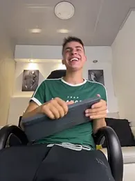 AdrianRinaldi stripchat stream image