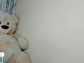 littlepinky77 chaturbate stream image, 17.04.2026 09:10