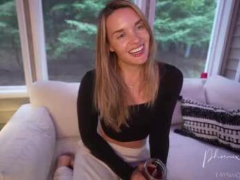 phoenix_taylor chaturbate stream image, 23.04.2026 01:00