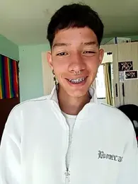 heyy_noah11 stripchat stream image, 25.04.2026 18:00