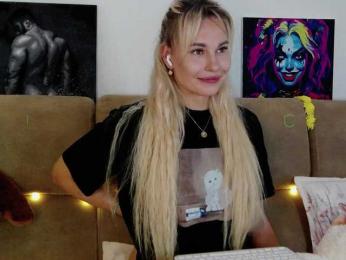 Kocmoc_Katerina bongacams stream image, 02.05.2026 18:30
