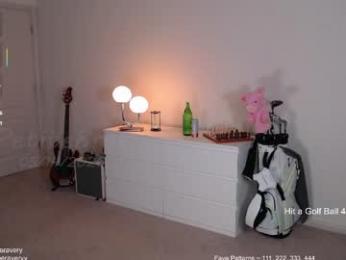 petitebrat chaturbate stream image, 14.05.2026 23:40