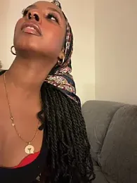 Your_Paris stripchat stream image, 16.05.2026 19:20