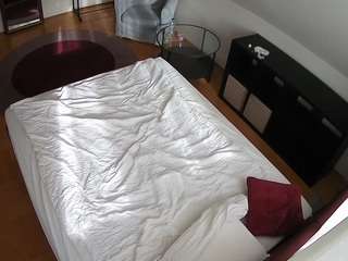 voyeurcam-julmodels-whitebed-2 camsoda stream image, 16.05.2026 16:10