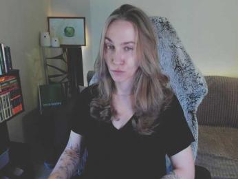Adamova_Eva bongacams stream image, 12.03.2025 19:40
