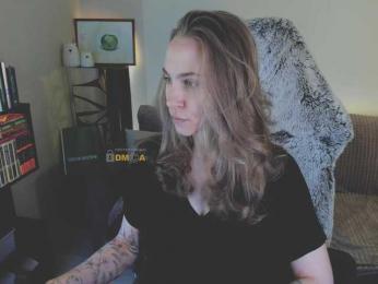 Adamova_Eva bongacams stream image, 12.03.2025 19:40