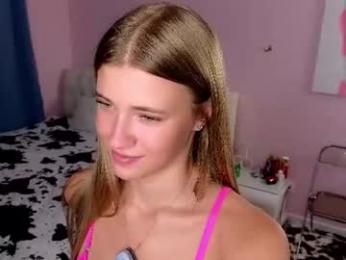 cute_fox_girl chaturbate stream image, 19.08.2026 09:10