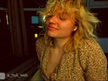 A-Huli bongacams stream image, 22.04.2025 18:30