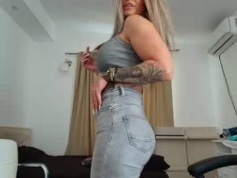 yourkat chaturbate stream image, 28.04.2025 08:30