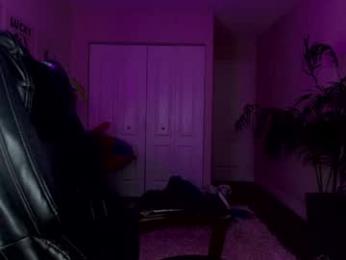 oliviaowens chaturbate stream image, 02.05.2025 03:20