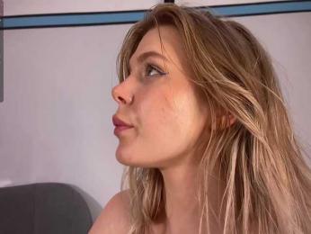 CherryGirlfriend bongacams stream image, 04.05.2025 21:50