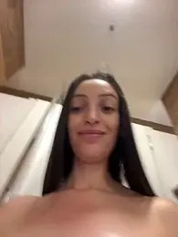 BelleLouiseVp stripchat stream image, 07.05.2025 15:00